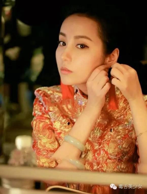 吕一婚礼小细节超赞,伴娘服一个大写的良心