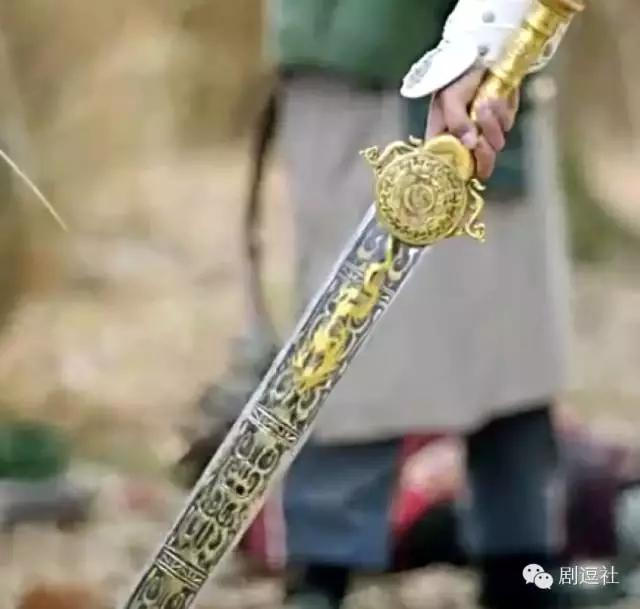 抢了太子妃剧组的道具,没想到就拍出个这么low的武神赵子龙