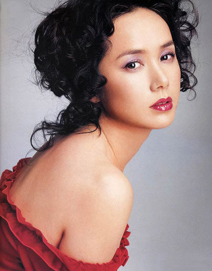 杨澜证未入美籍晒签证 盘点你不造的明星国籍