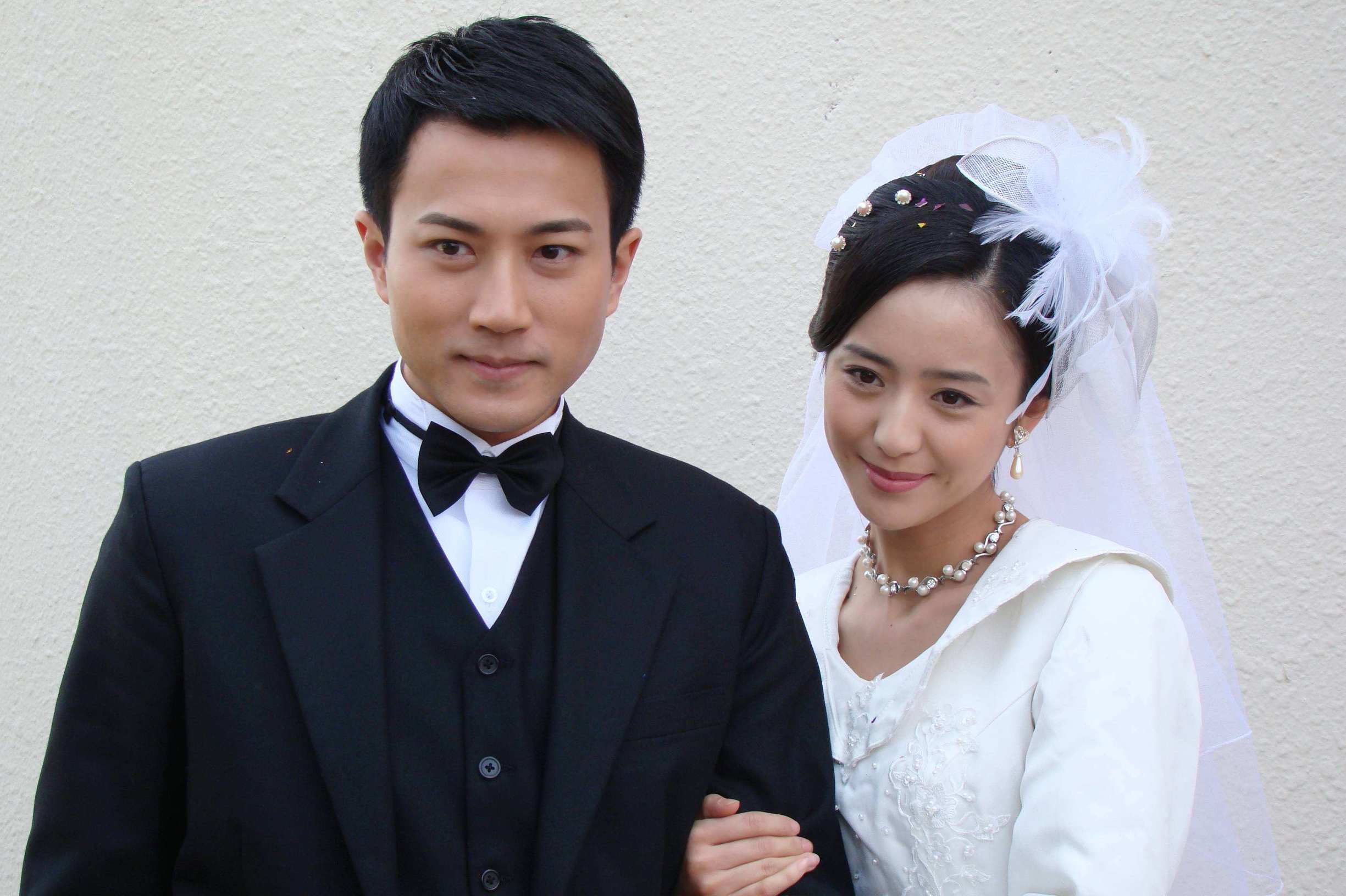 佟丽娅也和当时没红的刘叔叔,演了《娘妻,这部剧影响一般
