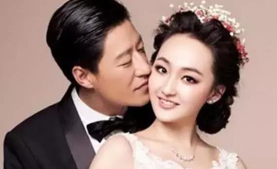 李幼斌的前妻,于震的前妻,吧友:差距明显