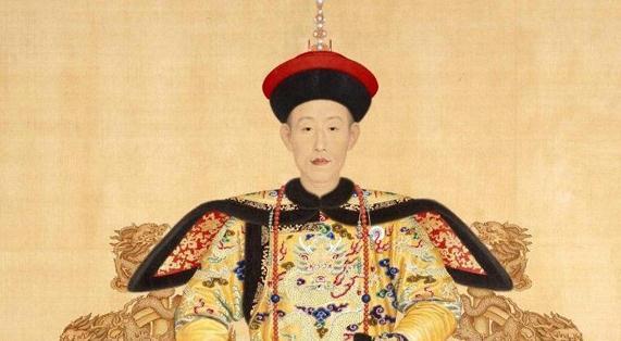 康熙帝有九十七个孙子,为何偏爱乾隆一人?因乾隆八字