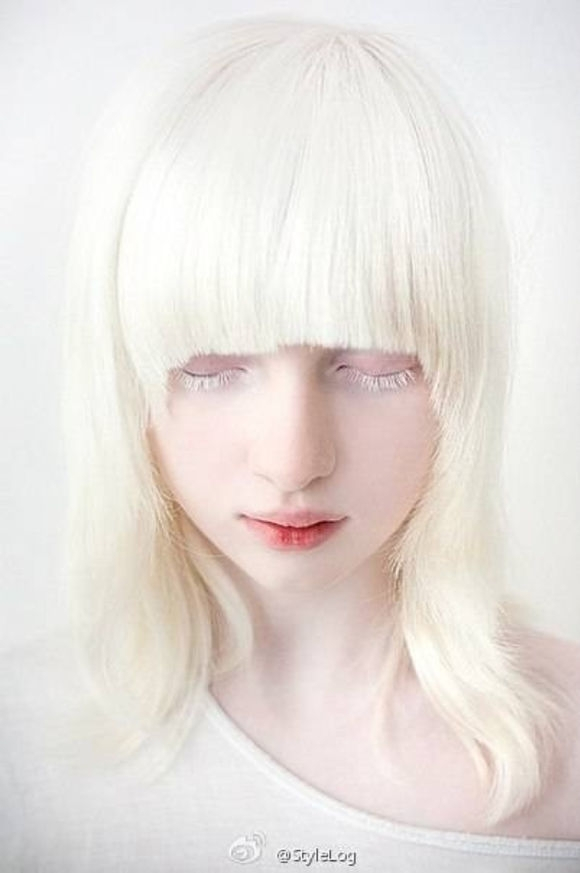乌克兰最美白化病女孩,她是上帝遗落在人间的天使