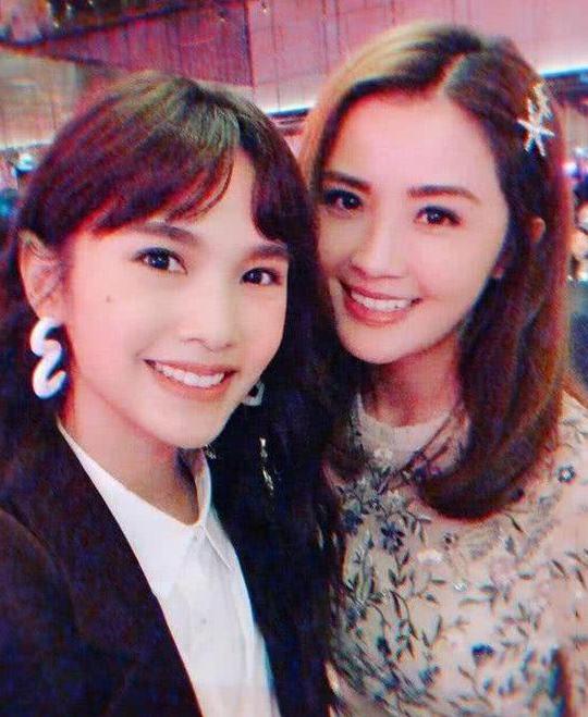 34岁杨丞琳与阿娇蔡卓妍张韶涵同框,直接完胜,少女颜值真服气!