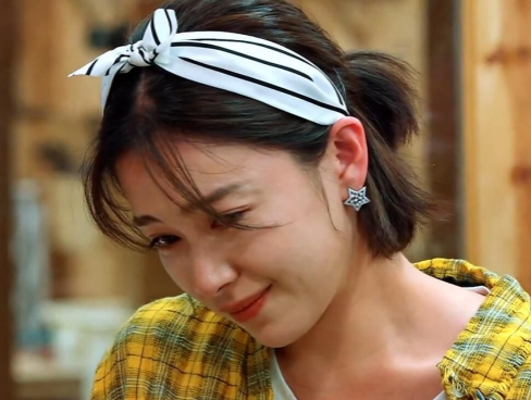 谈到什么结婚时看到纪凌尘一脸无所谓的表情后,阚清子哭得多么伤心啊