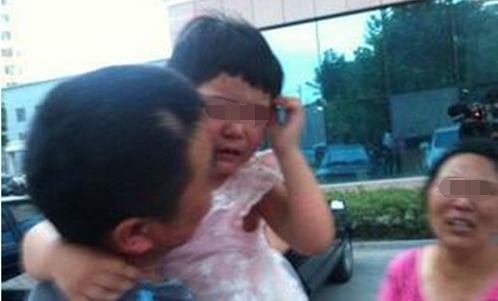 ���ӽ��Ǵ�����δ�飬�Ҵ�Ů��ȥ�����ұ���Ů������