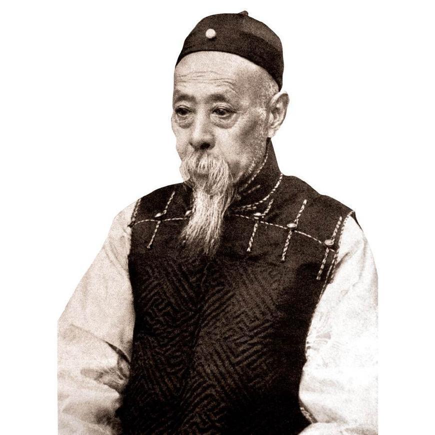 咸丰年间,奕劻因为帮助慈禧的弟弟桂祥给慈禧写信.