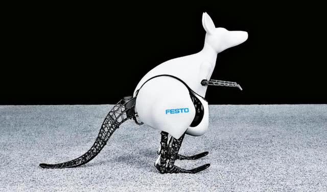 德国festo旗下的五个机器人,让你目瞪口呆,看完之后忍不住沉思