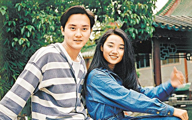 她曾是张智霖女友却被袁咏仪插足,分手后她嫁