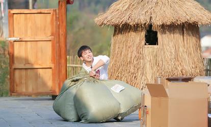 《向往的生活2》嘉宾曝光 94年鲜肉成芒果台最