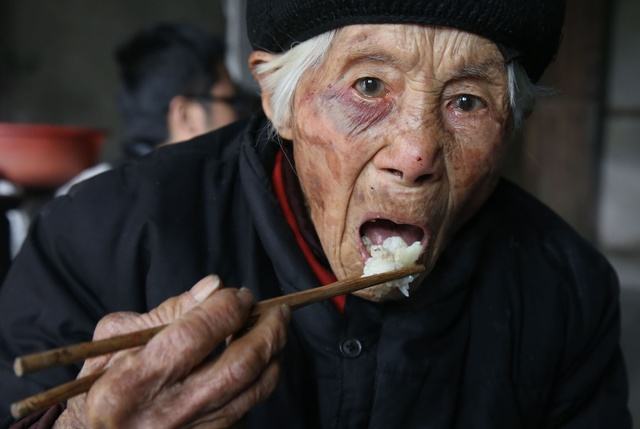 不生病的民族罕萨族只因他们做这些事