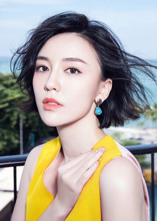 她1988年出生,内地女演员;2009年参演首部电视剧《黛玉传》,同年在