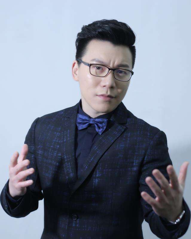 奇葩说陈铭夺冠背后的韧劲喜欢一个女人就从本科追到博士