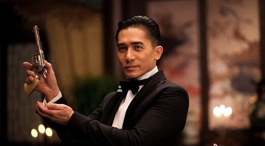 梁朝伟曾用三个字评价杨颖,如今谈到吴亦凡,他