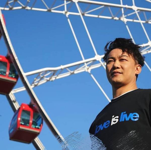 九大枪版陈奕迅合集,个个身怀绝技,样貌比eason真人还帅!