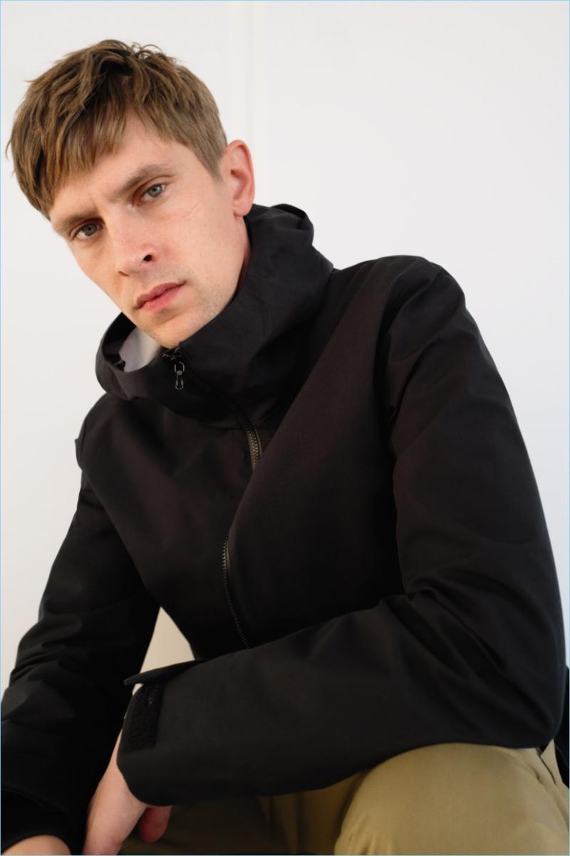 模特是丹麥男模mathias lauridsen 曾為gucci,jil sander,lacoste