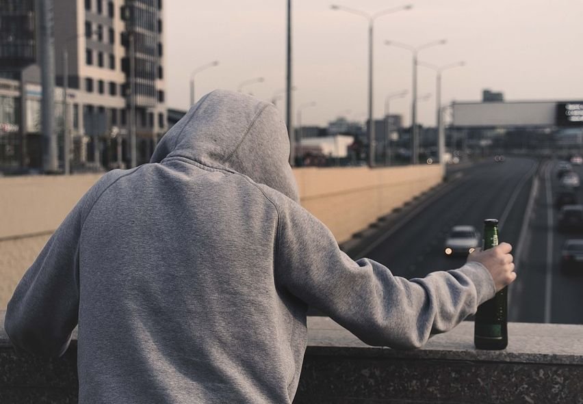 有些人喝酒脸红,听说和寿命有关?