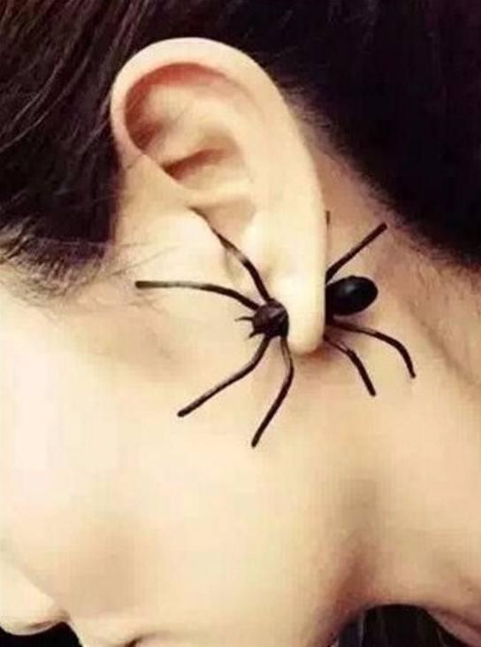 各式各样非常奇葩的"耳环",相信大家都没勇气带吧!