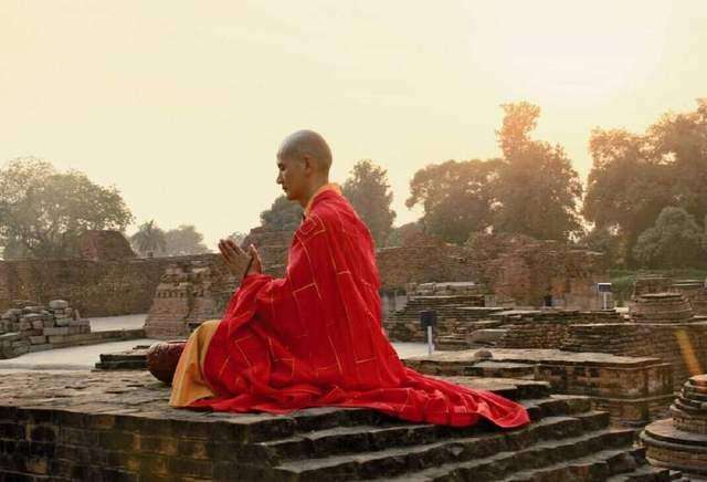 中国第一帅和尚身高1米9天生佛像很帅