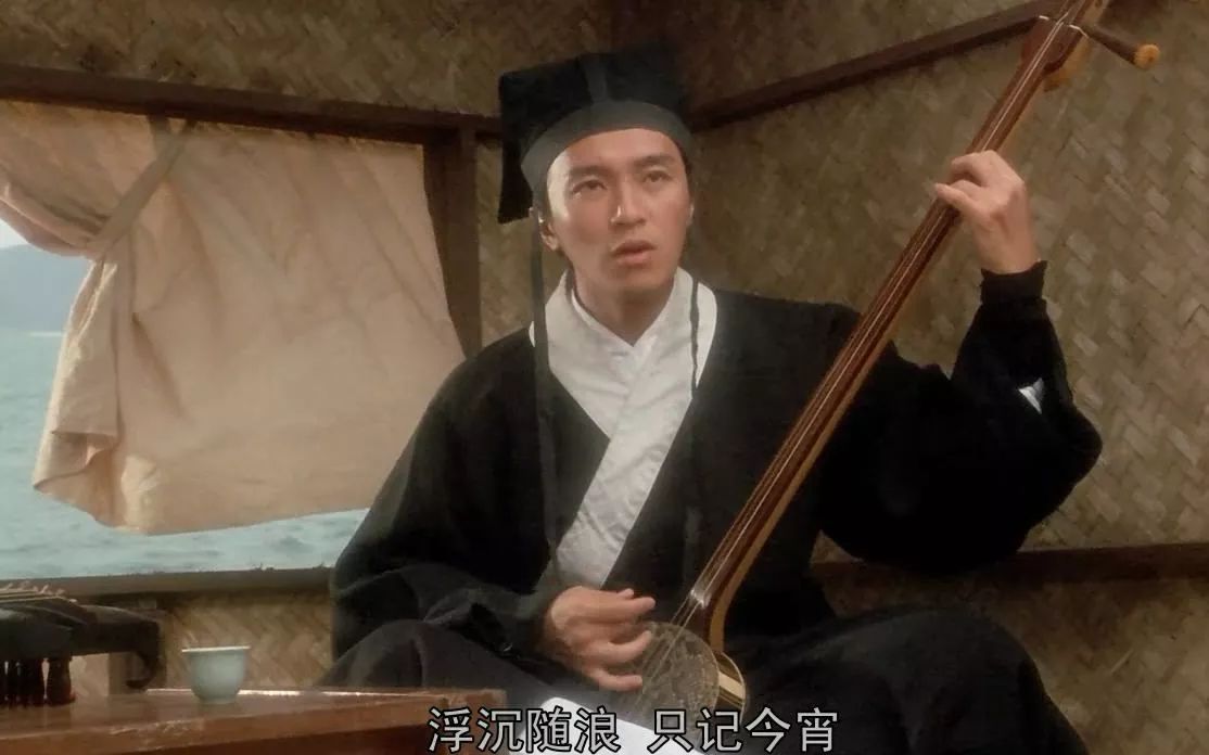 人生如戏每个人都是自己的影帝▽▽▽①当你打电话时,你身边的朋友会