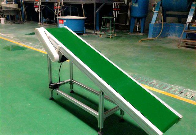 国外发明一种传输机,能够垂直运输,效率碾压平行传输带20倍