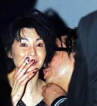 娱乐圈中爱抽烟的女明星有哪些?