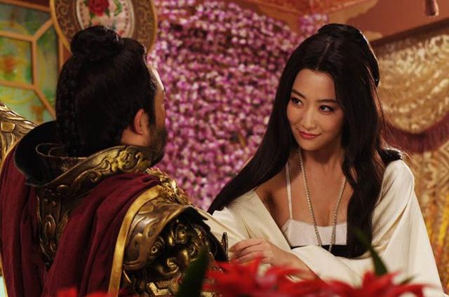 她是扬州瘦马却带走了大明王朝的气数崇祯皇帝为她陪葬