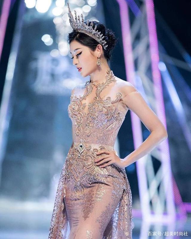 新晋越南第一美女nguyen高颜值曲线有型撞脸国内多个女明星