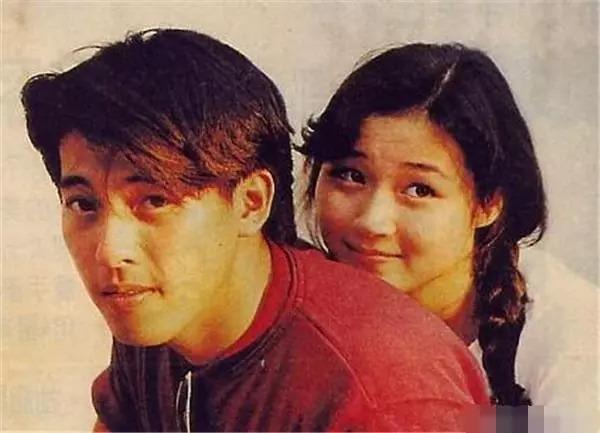 不整容、不娘炮,49位香港男星的盛世美颜,总有